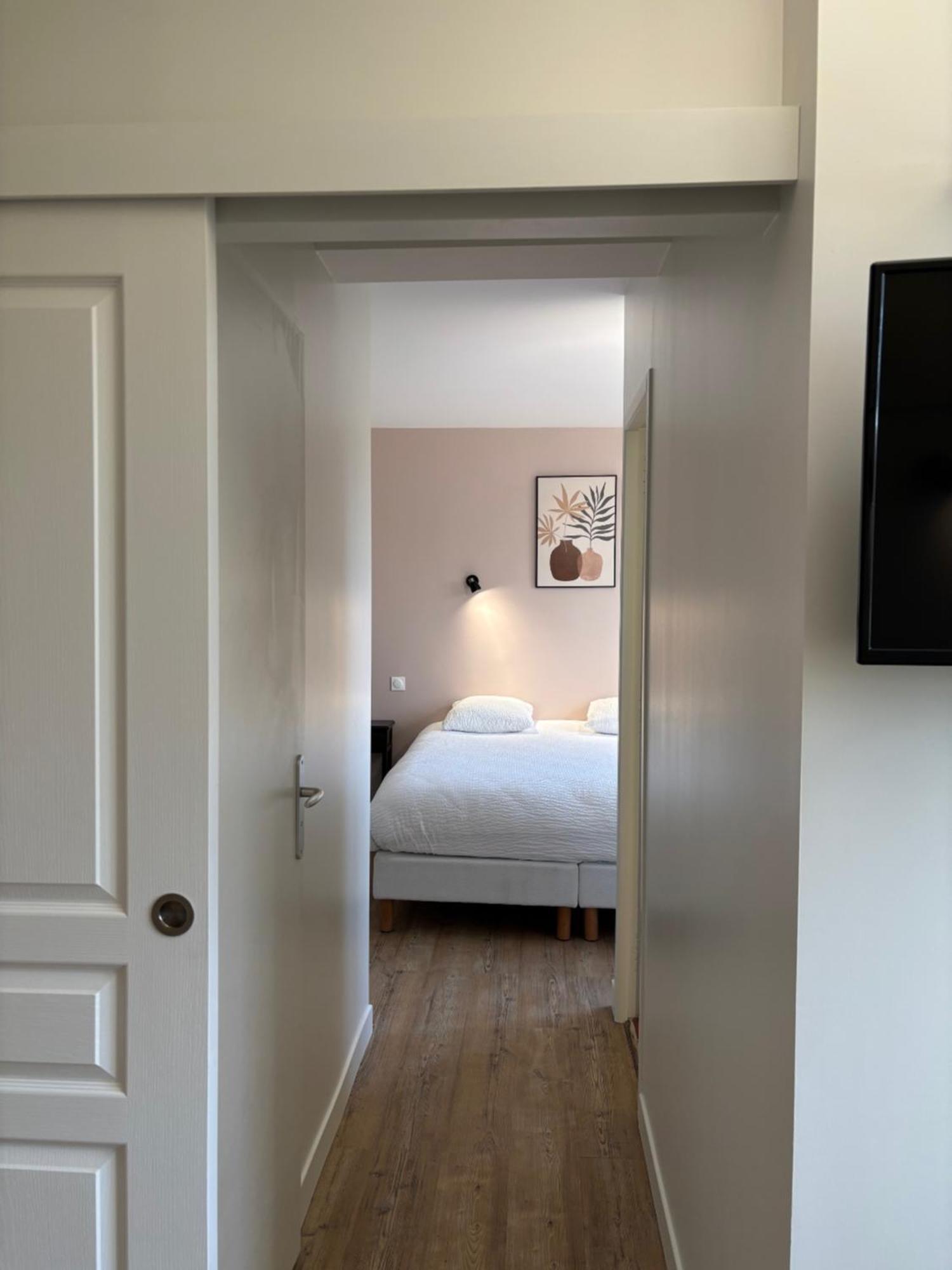 Logis Hotel Le Clos Pite Prechacq-les-Bains ภายนอก รูปภาพ