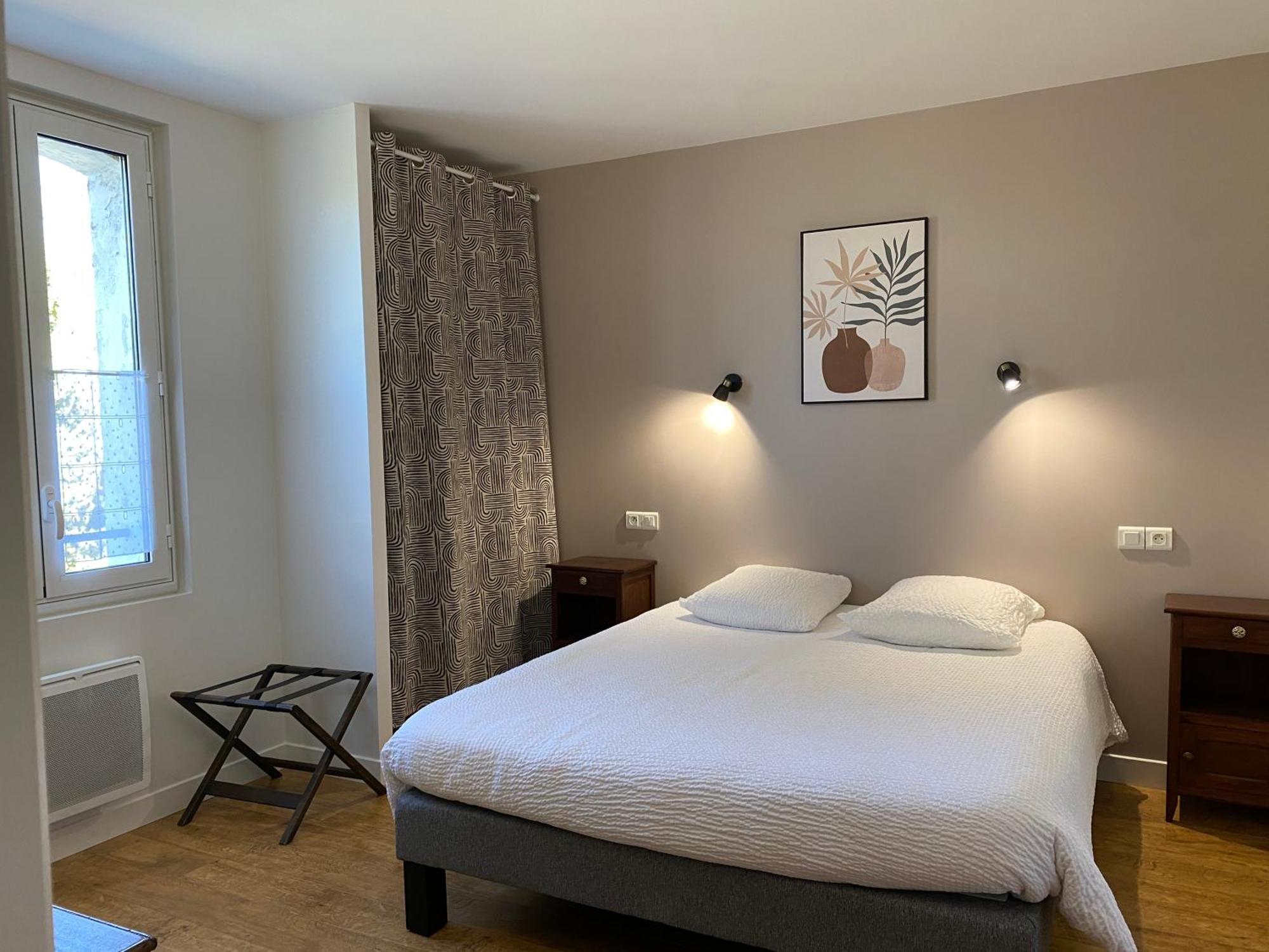 Logis Hotel Le Clos Pite Prechacq-les-Bains ภายนอก รูปภาพ